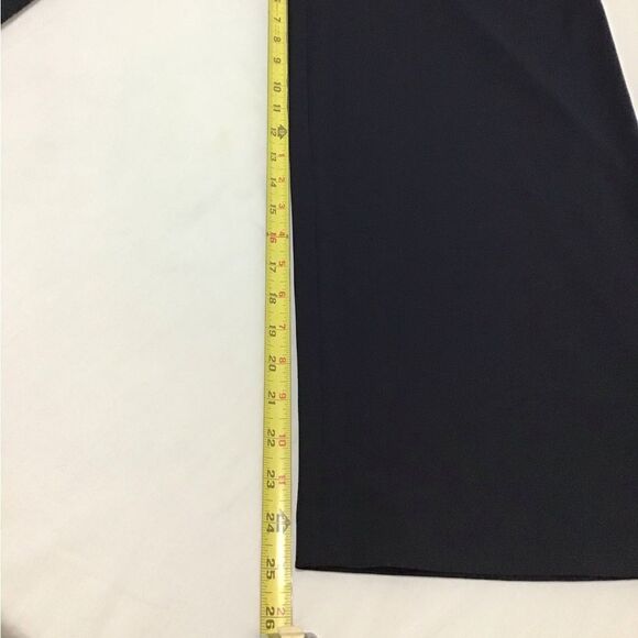 Calvin Klein Sleeveless Crew Neck Belted Scuba Crepe Crop Jumpsuit Size 2 - Picture 9 of 13